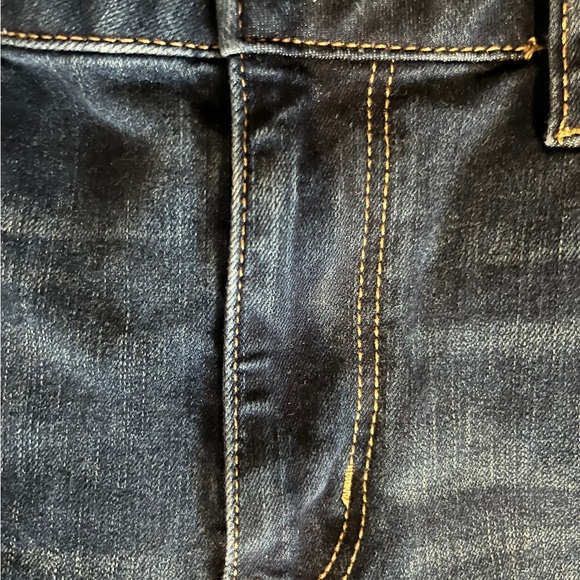 Booty plump jeans by American Eagle - Picture 6 of 6